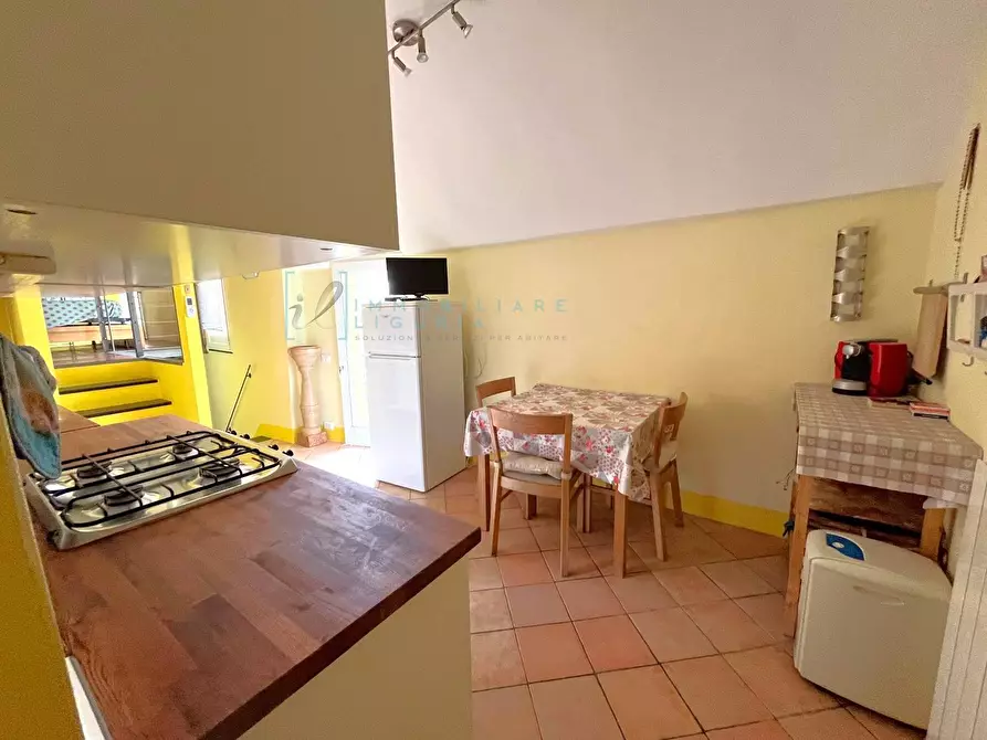 Immagine 3 di Appartamento in vendita  in corso mario ponzoni a Pieve Di Teco