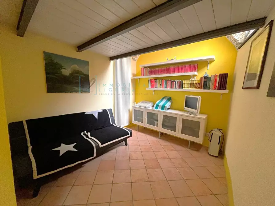 Immagine 10 di Appartamento in vendita  in corso mario ponzoni a Pieve Di Teco