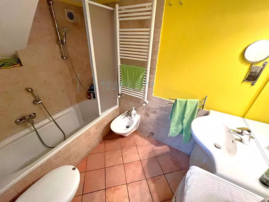 Immagine 17 di Appartamento in vendita  in corso mario ponzoni a Pieve Di Teco