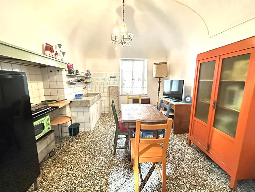 Immagine 10 di Appartamento in vendita  in Piazza San Domenico a Albenga