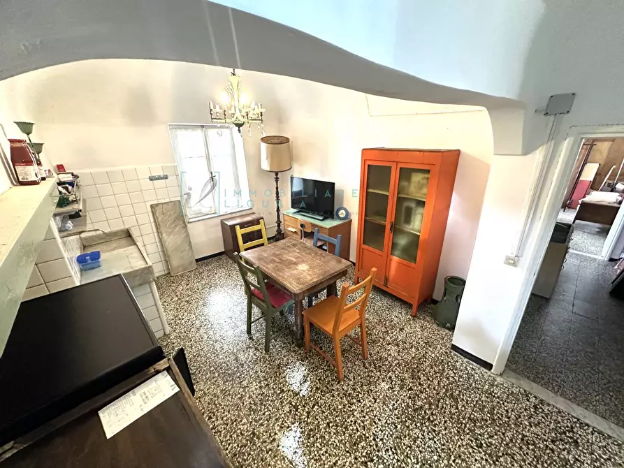 Immagine 14 di Appartamento in vendita  in Piazza San Domenico a Albenga