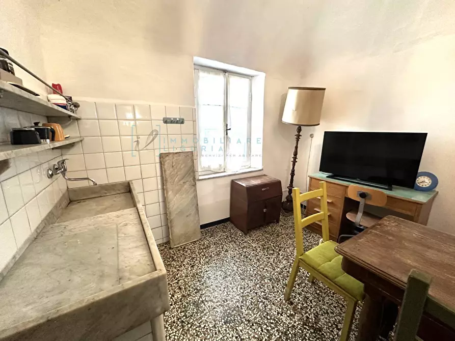 Immagine 15 di Appartamento in vendita  in Piazza San Domenico a Albenga