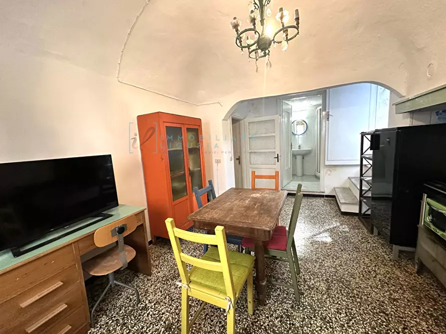 Immagine 16 di Appartamento in vendita  in Piazza San Domenico a Albenga