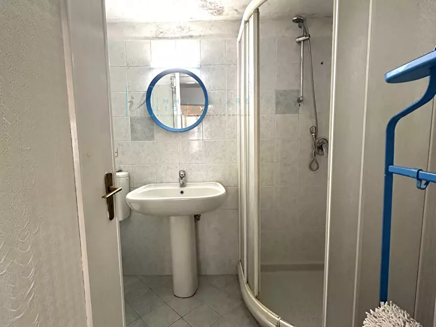 Immagine 21 di Appartamento in vendita  in Piazza San Domenico a Albenga