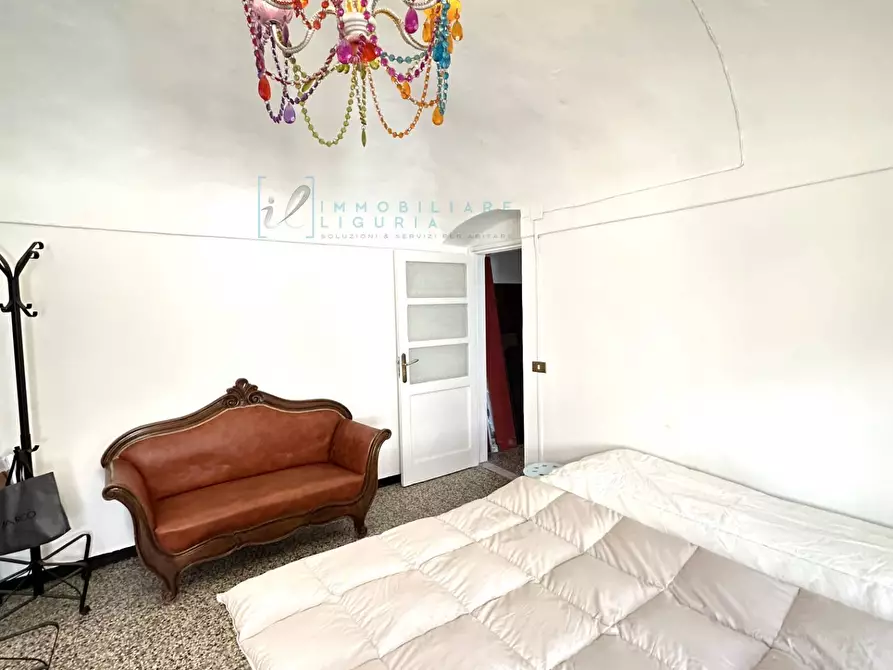 Immagine 23 di Appartamento in vendita  in Piazza San Domenico a Albenga