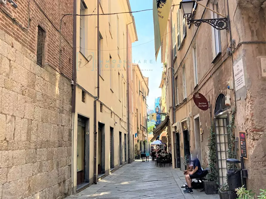 Immagine 49 di Appartamento in vendita  in piazza rossi a Albenga