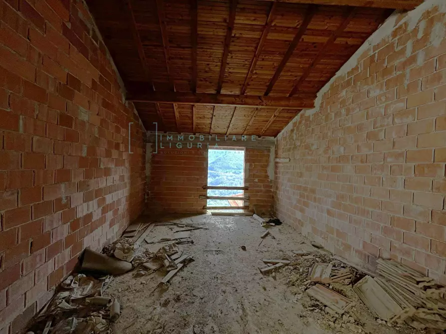 Immagine 10 di Rustico / casale in vendita  in via roma a Caravonica