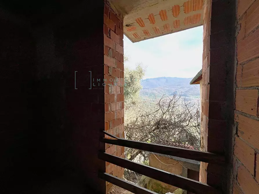 Immagine 19 di Rustico / casale in vendita  in via roma a Caravonica