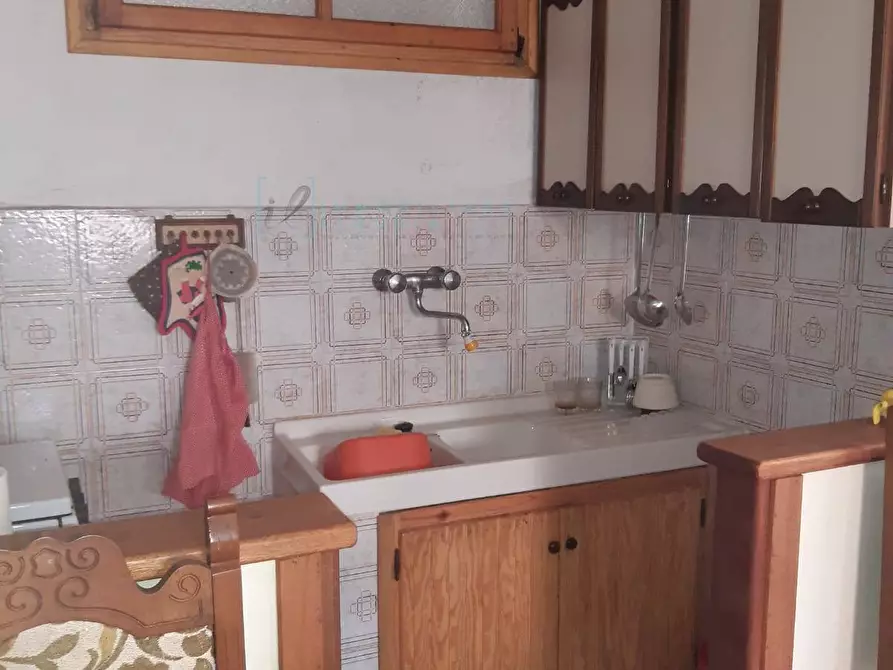 Immagine 10 di Appartamento in vendita  in Via Canadà a Rezzo