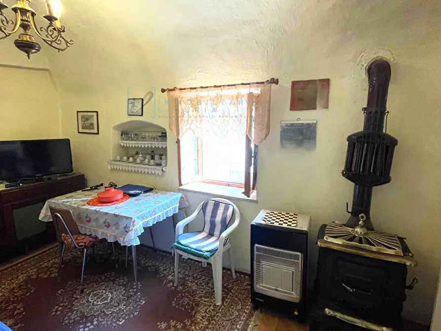 Immagine 11 di Rustico / casale in vendita  in frazione berrioli a Erli