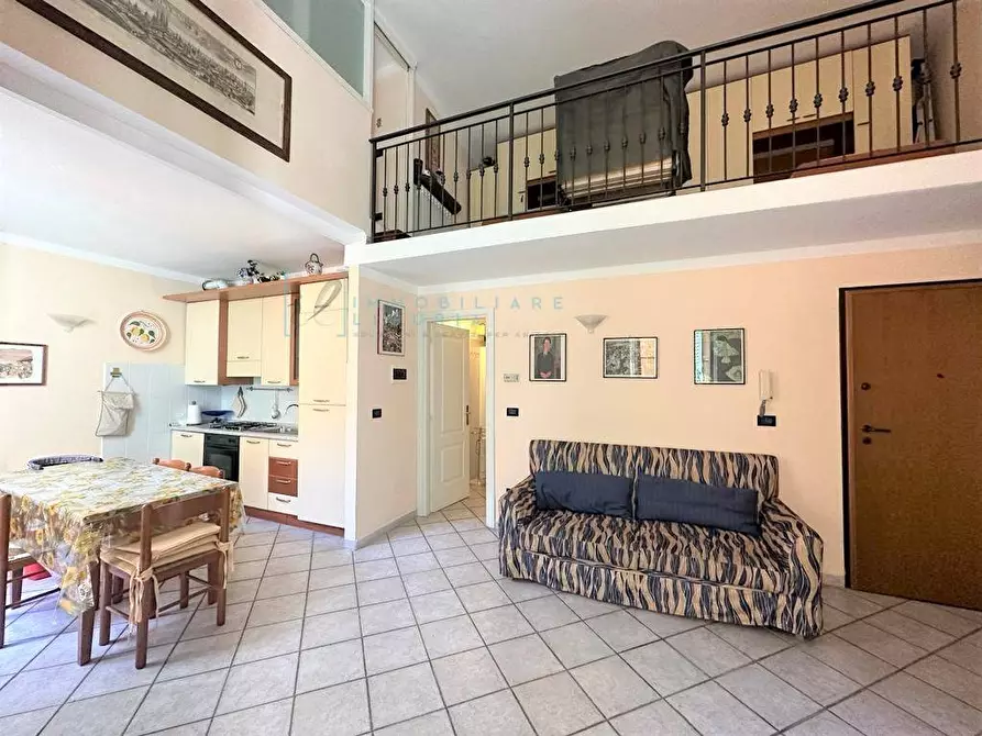 Immagine 9 di Appartamento in vendita  in via torlaro a Albenga