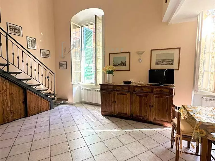 Immagine 18 di Appartamento in vendita  in via torlaro a Albenga