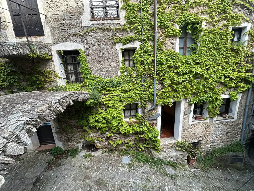 Immagine 56 di Rustico / casale in vendita  in via al castello a Castelvecchio Di Rocca Barbena
