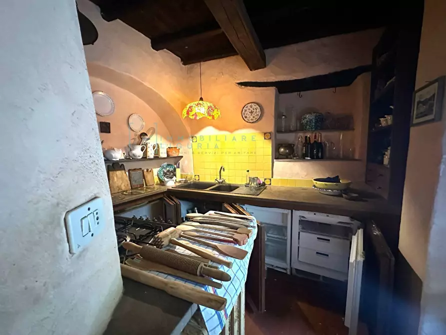 Immagine 11 di Rustico / casale in vendita  in via al castello a Castelvecchio Di Rocca Barbena