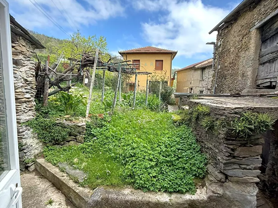 Immagine 15 di Casa indipendente in vendita  in via 8 settembre gavenola a Borghetto D'arroscia