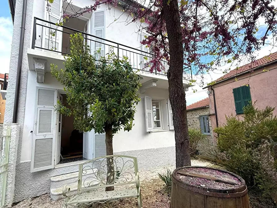 Immagine 3 di Rustico / casale in vendita  in Borgata Ubaga Costa a Borghetto D'arroscia