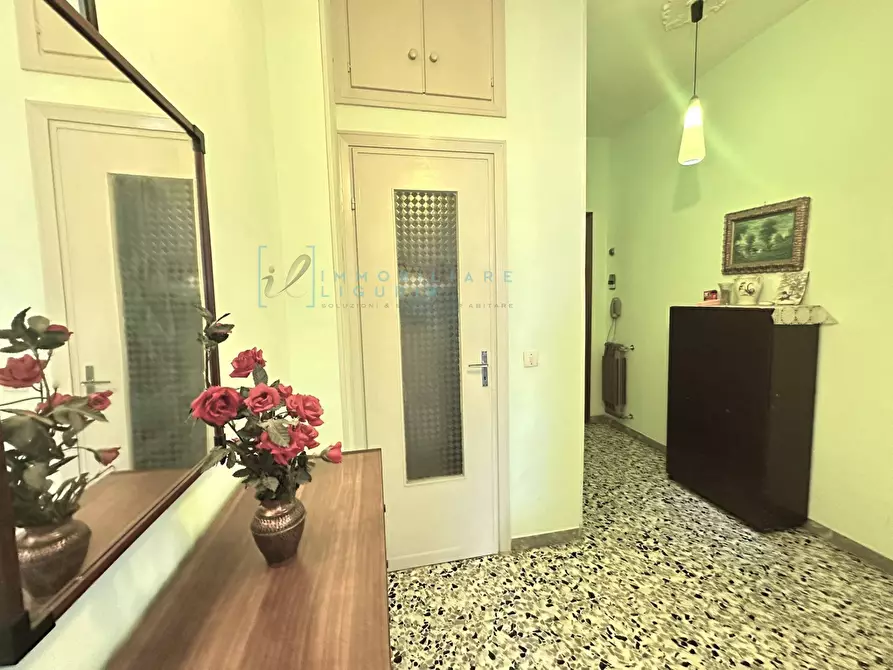 Immagine 10 di Appartamento in vendita  in Via della Bea a Diano Marina