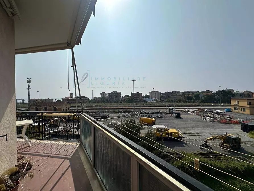 Immagine 36 di Appartamento in vendita  in Via Sempione a Albenga