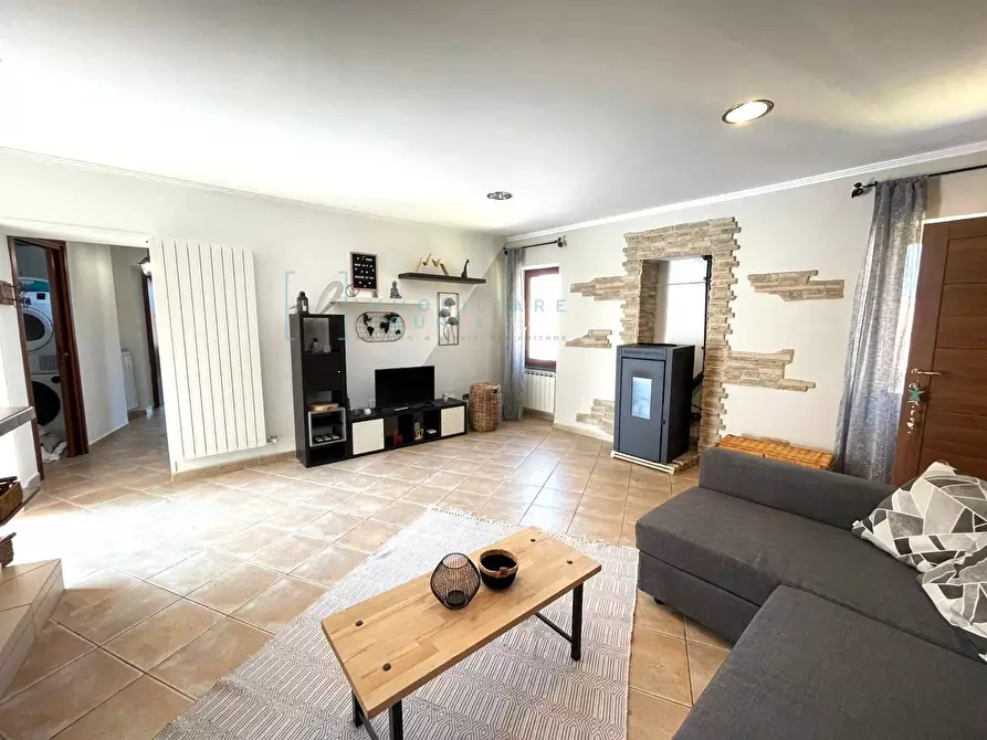 Immagine 1 di Appartamento in vendita  in Capitano de guglielmi a Cesio