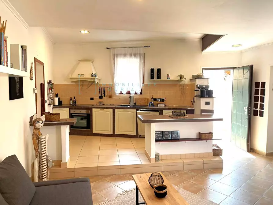 Immagine 4 di Appartamento in vendita  in Capitano de guglielmi a Cesio