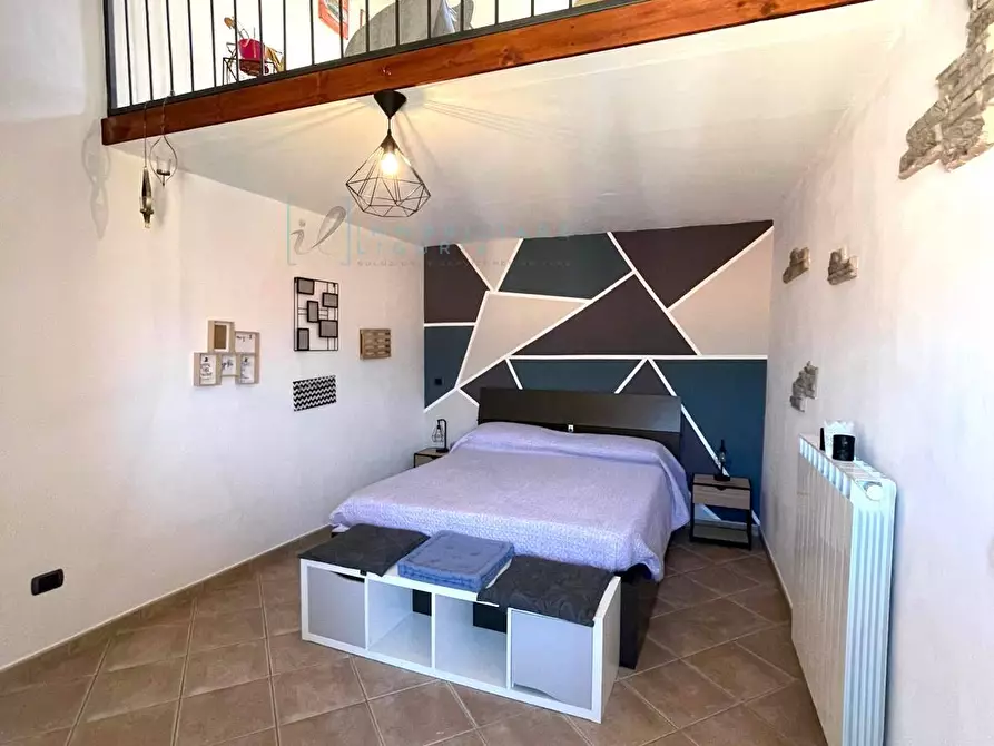 Immagine 13 di Appartamento in vendita  in Capitano de guglielmi a Cesio