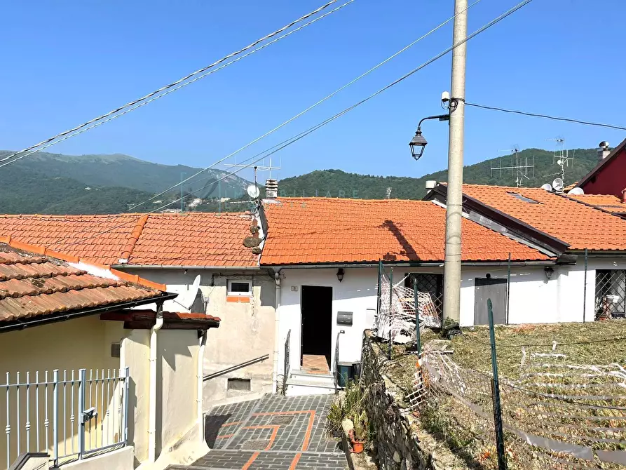 Immagine 27 di Appartamento in vendita  in Capitano de guglielmi a Cesio