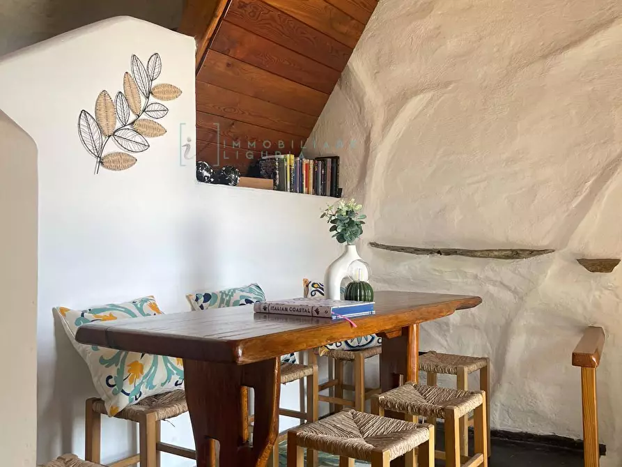 Immagine 10 di Rustico / casale in vendita  in Via Per acquila a Borghetto D'arroscia
