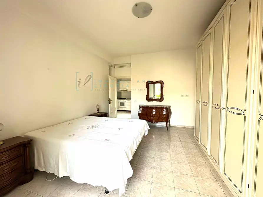 Immagine 32 di Appartamento in vendita  in Via Paccini a Albenga