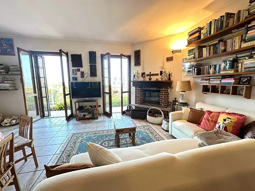 Immagine 33 di Casa semindipendente in vendita  in via capae a Boissano