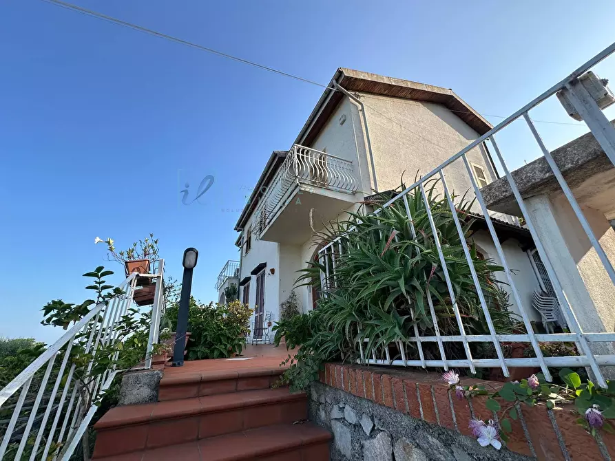 Immagine 46 di Casa semindipendente in vendita  in via capae a Boissano