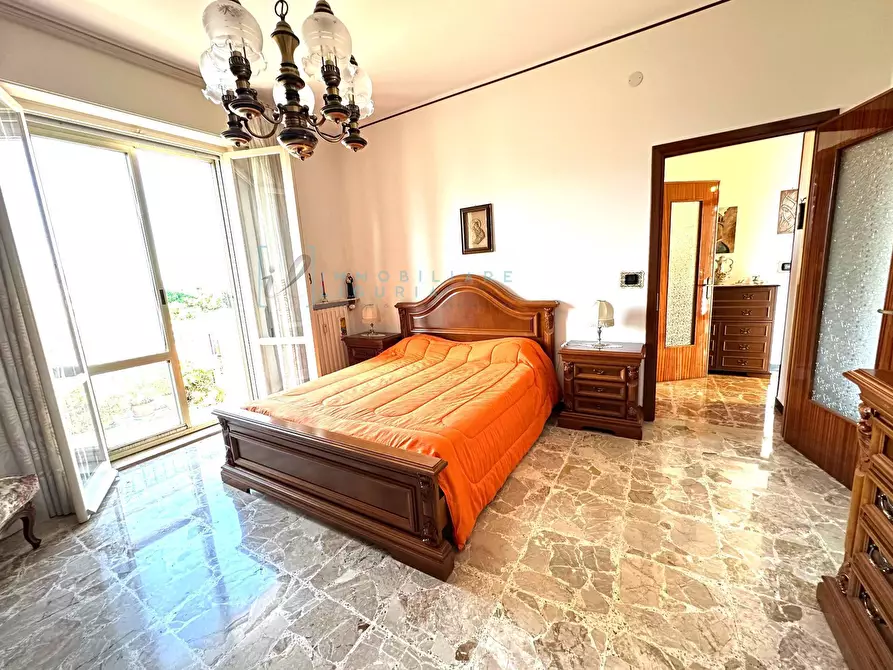 Immagine 27 di Appartamento in vendita  in Piazza Nenni a Albenga