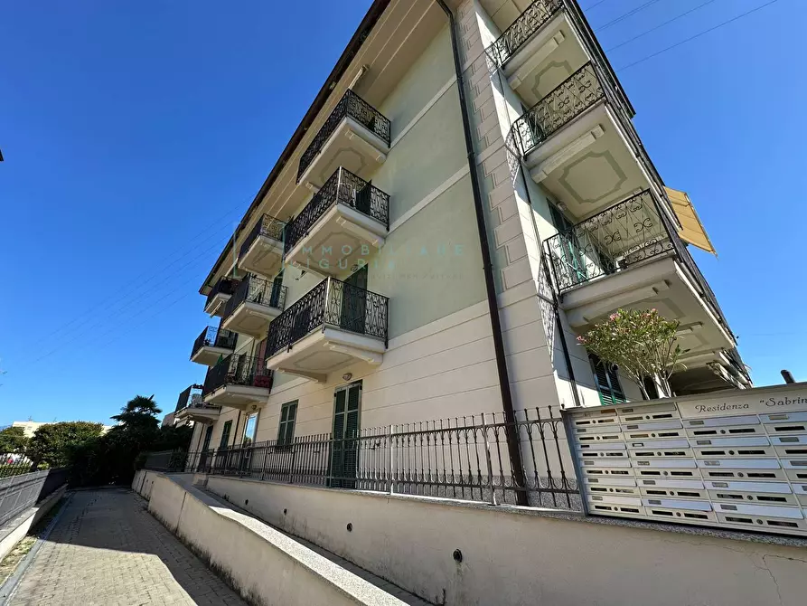 Immagine 32 di Appartamento in vendita  in Via della Costituzione a Albenga