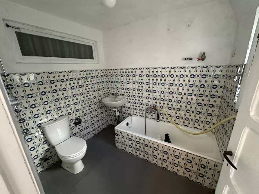 Immagine 37 di Rustico / casale in vendita  in Via Maggiore a Castelvecchio Di Rocca Barbena