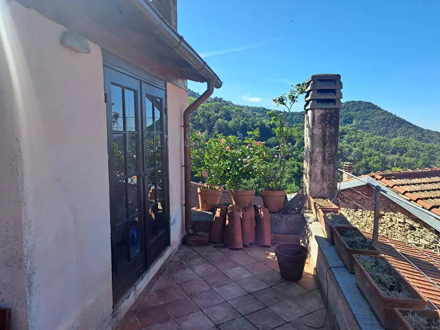 Immagine 30 di Rustico / casale in vendita  in Via Maggiore a Castelvecchio Di Rocca Barbena