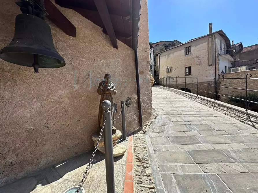 Immagine 45 di Rustico / casale in vendita  in Via Maggiore a Castelvecchio Di Rocca Barbena