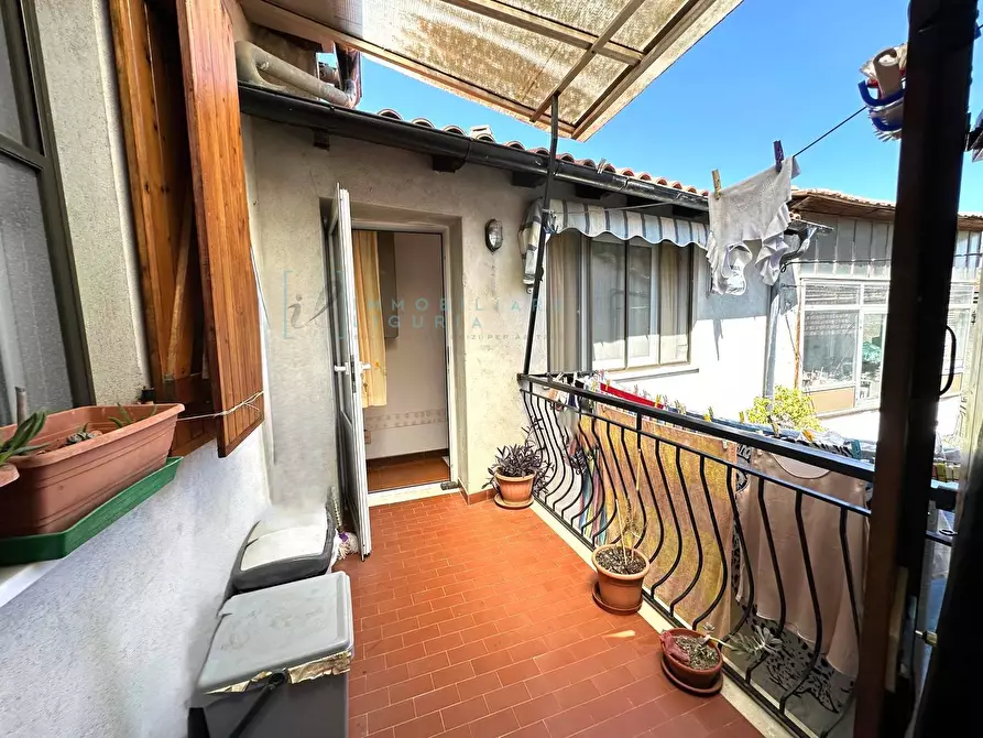 Immagine 25 di Casa indipendente in vendita  in Via San Bartolomeo lusignano a Albenga
