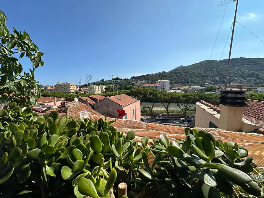 Immagine 27 di Appartamento in vendita  in via roma a Albenga