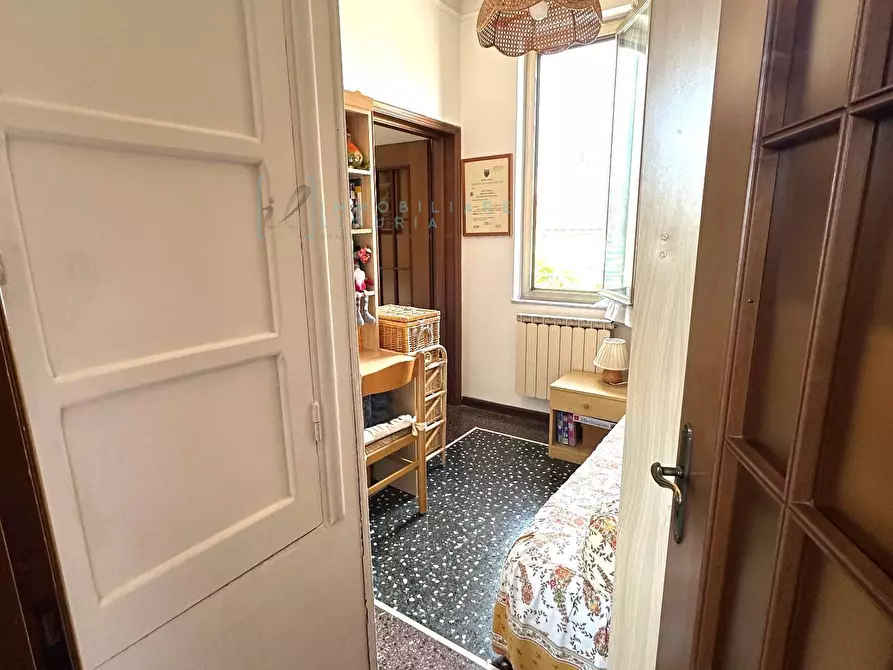 Immagine 15 di Appartamento in vendita  in via roma a Albenga