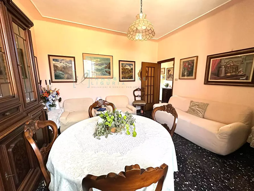 Immagine 13 di Appartamento in vendita  in via roma a Albenga