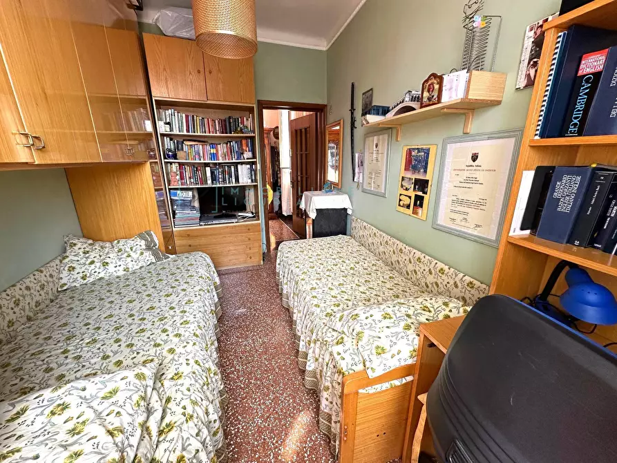 Immagine 9 di Appartamento in vendita  in via roma a Albenga