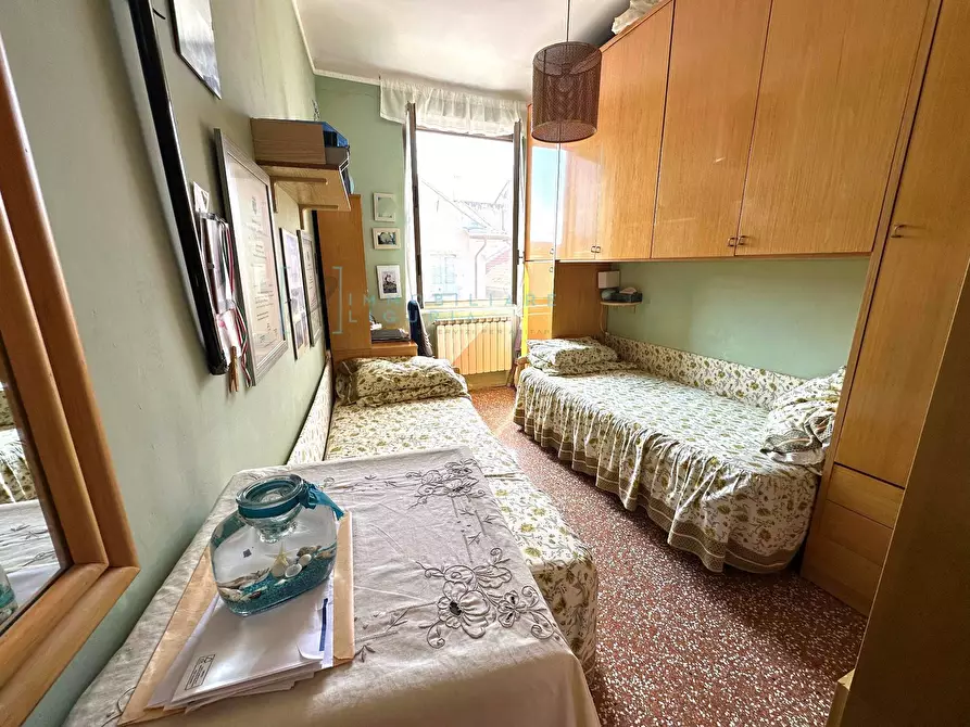 Immagine 8 di Appartamento in vendita  in via roma a Albenga