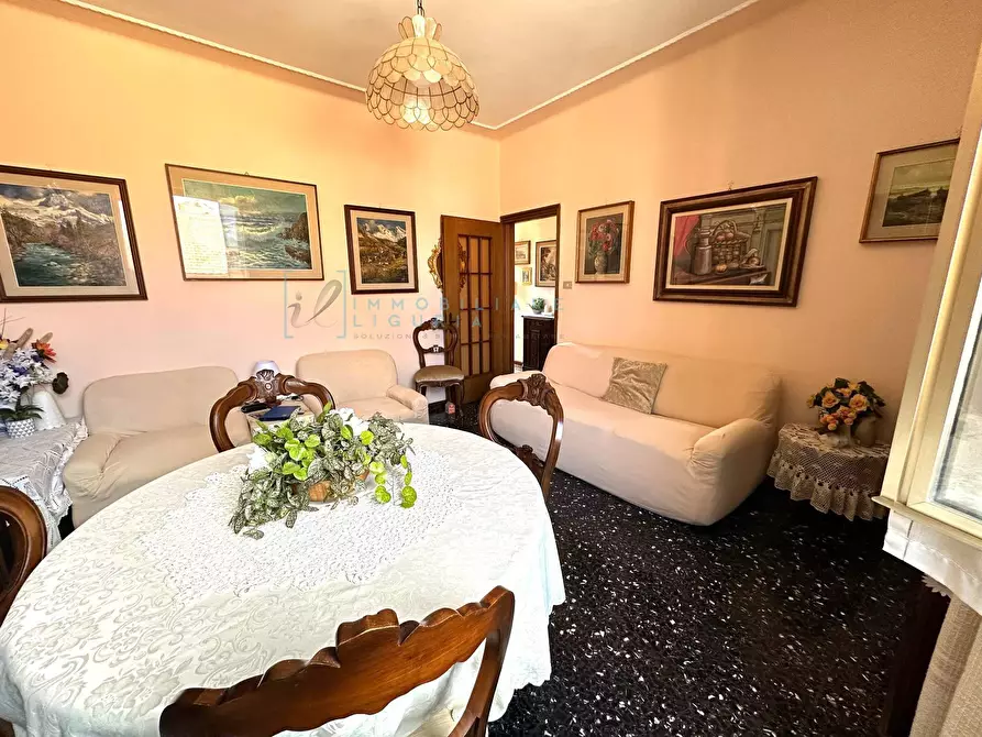 Immagine 14 di Appartamento in vendita  in via roma a Albenga