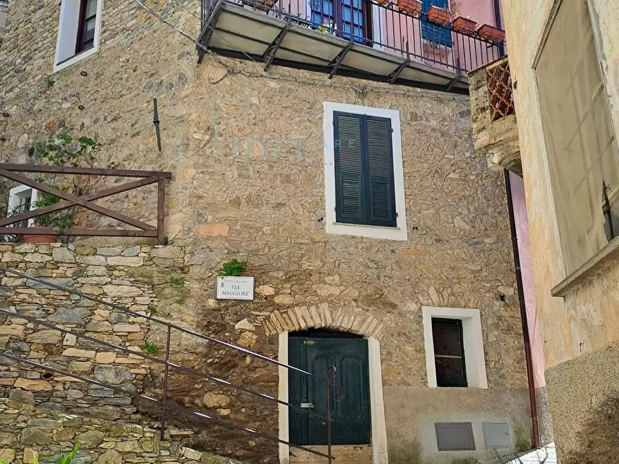 Immagine 50 di Rustico / casale in vendita  in Via Maggiore a Castelvecchio Di Rocca Barbena