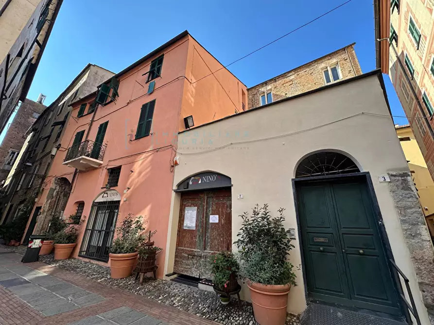 Immagine 31 di Appartamento in vendita  in piazza rossi a Albenga