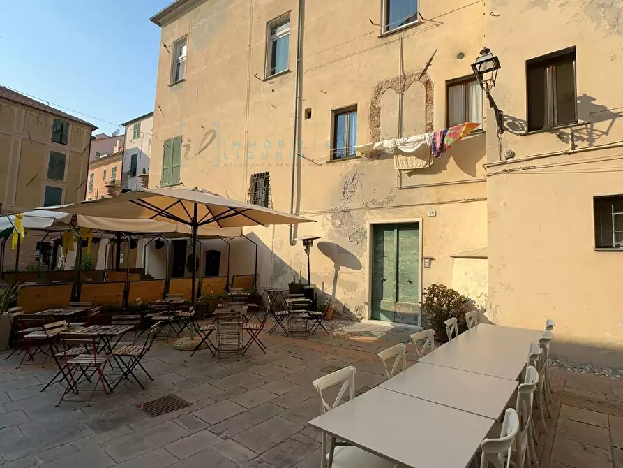 Immagine 25 di Appartamento in vendita  in Piazza San Domenico a Albenga