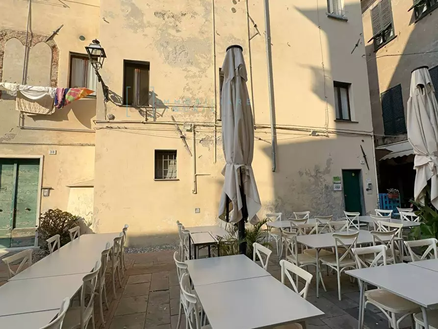 Immagine 27 di Appartamento in vendita  in Piazza San Domenico a Albenga