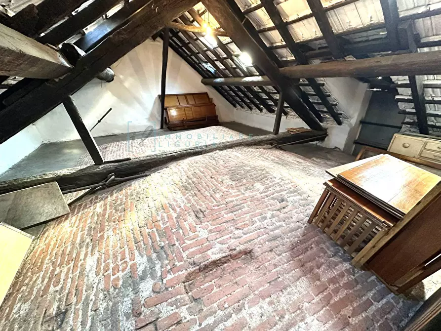 Immagine 29 di Appartamento in vendita  in Piazza San Domenico a Albenga