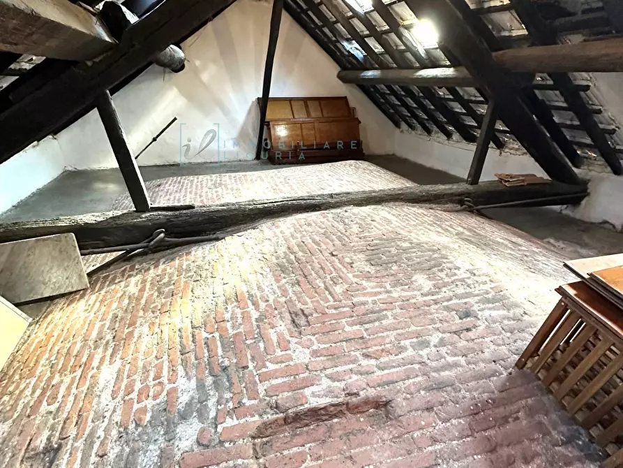 Immagine 30 di Appartamento in vendita  in Piazza San Domenico a Albenga