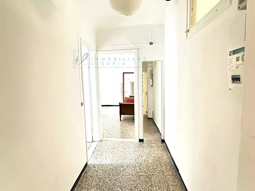 Immagine 33 di Appartamento in vendita  in Piazza San Domenico a Albenga