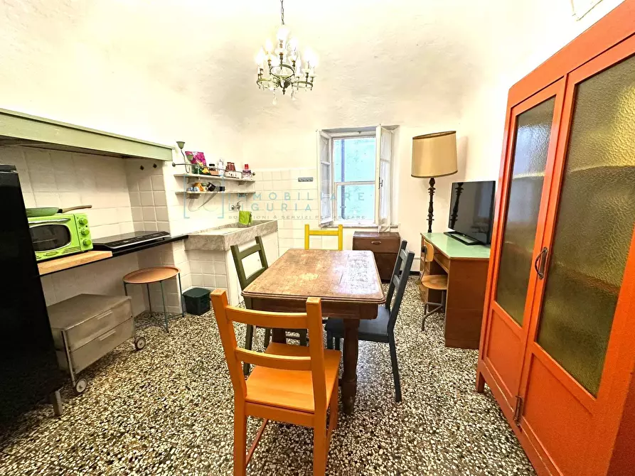 Immagine 38 di Appartamento in vendita  in Piazza San Domenico a Albenga